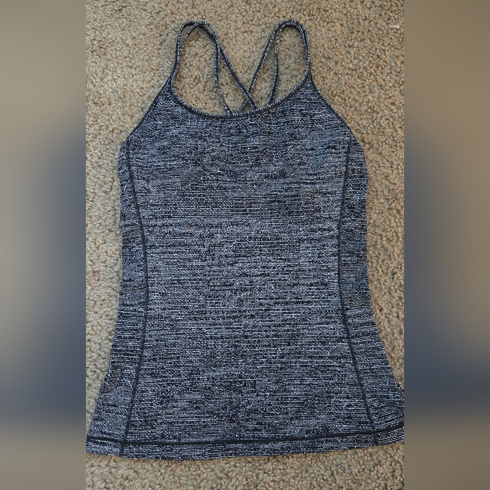 Lululemon Womens Black And White Strappy Built In Bra Tank Size 4